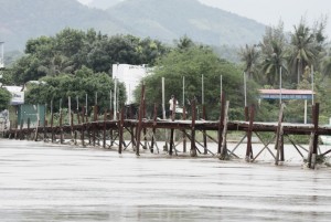 Mong sớm xây dựng cầu Phú Kiểng