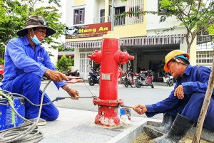 Nha Trang: Kẻ gian liên tục tháo trộm trụ nước chữa cháy