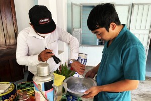 Kiểm tra công tác phòng, chống dịch sốt xuất huyết tại Cam Tân