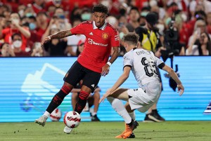 Thấy gì qua trận giao hữu đầu mùa của Manchester United?