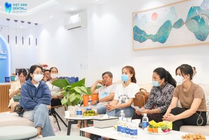Nha khoa Việt Hàn - Tổ chức Ngày hội Implant, ngày hội Niềng răng