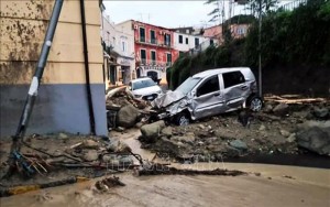 Italia ban bố tình trạng khẩn cấp do lở đất