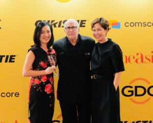 Đại diện Việt Nam nhận giải nhà phát hành của CineAsia 2022