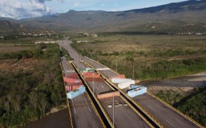 Venezuela và Colombia mở lại toàn bộ biên giới từ 1/1/2023