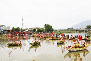 Có dòng sông Dinh chảy tràn trong nỗi nhớ!