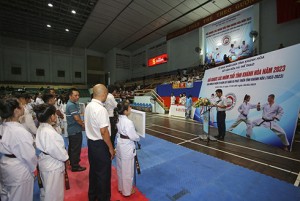 149 võ sinh tranh tài giải Karatedo các nhóm tuổi tỉnh
