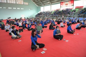 100 đoàn viên, thanh niên tham gia thi Rung chuông vàng