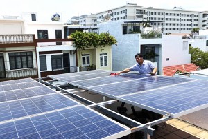 Chi cục Thuế TP. Nha Trang: Tăng cường quản lý thuế điện mặt trời mái nhà