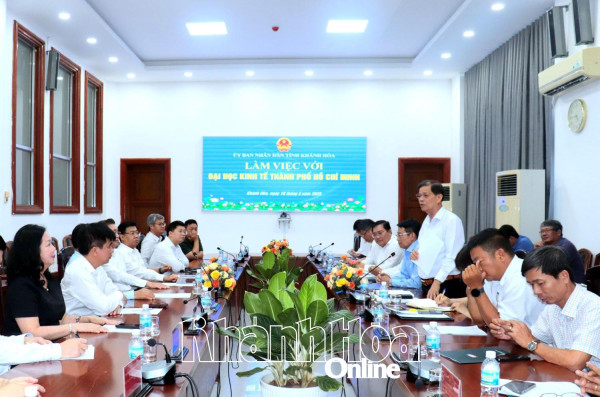 Thống nhất khởi công xây dựng Phân hiệu Đại học Kinh tế TP. Hồ Chí Minh tại Khánh Hòa vào ngày 19-8