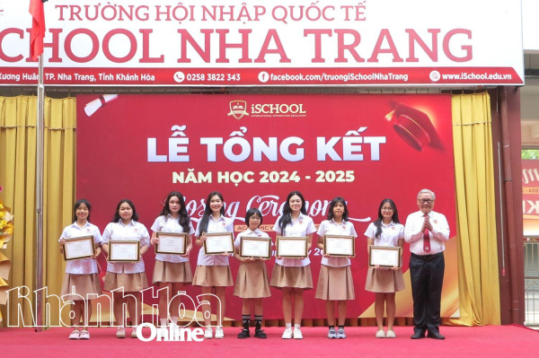 Trường iSchool Nha Trang tổng kết năm học 2024 - 2025 cấp THCS và THPT