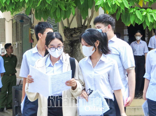Chuẩn bị mọi mặt cho kỳ thi tốt nghiệp THPT 2025
