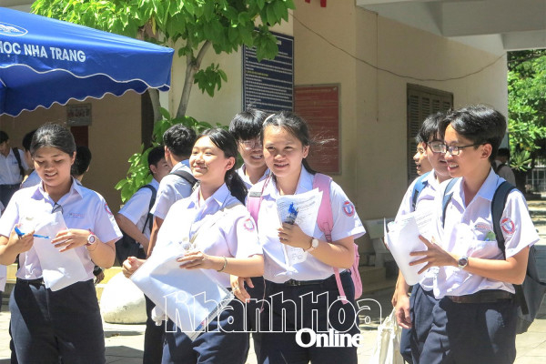 Ngày thi đầu tiên vào lớp 10: Đề thi vừa sức, có tính phân loại