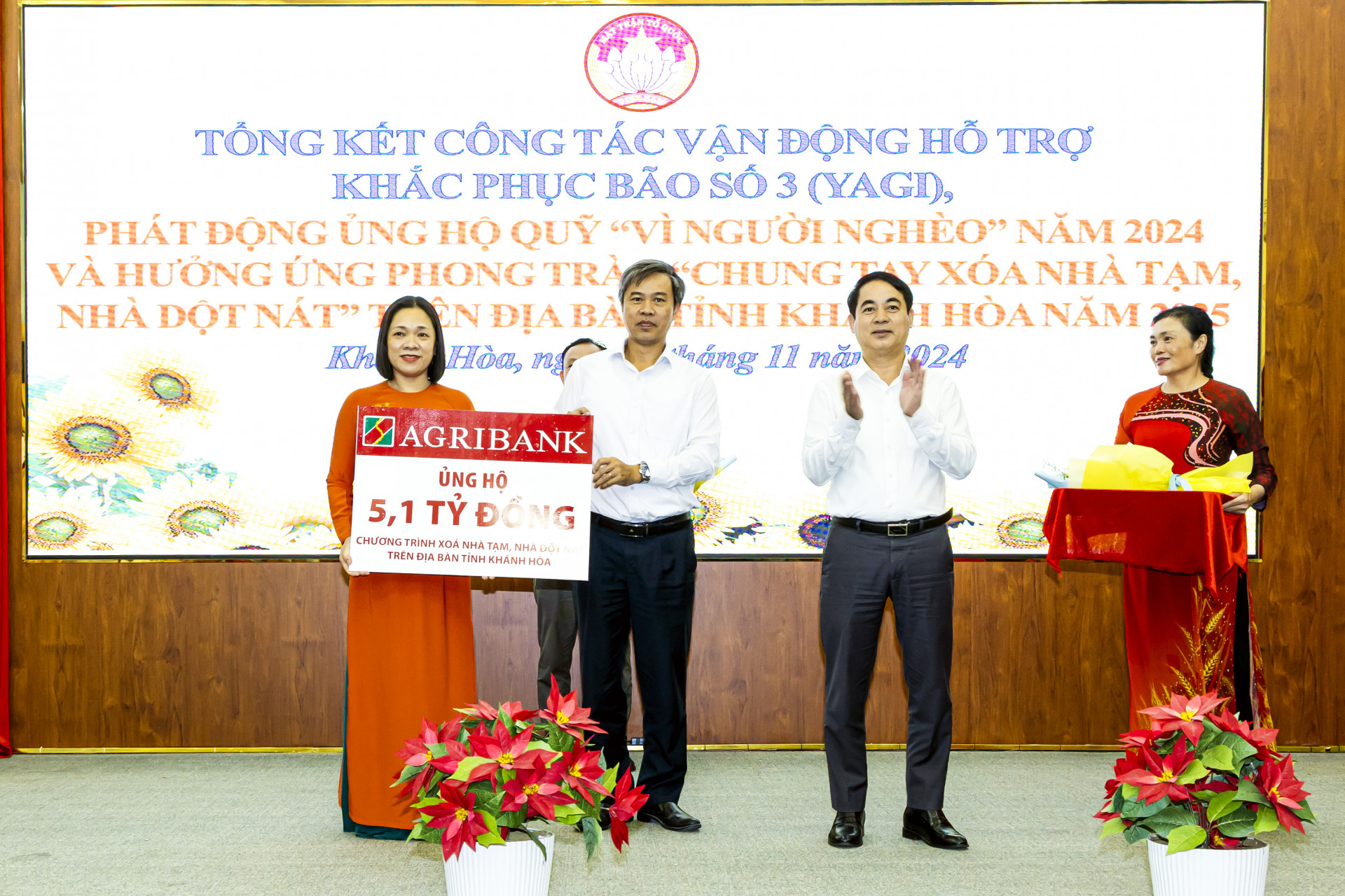 Agribank Chi nhánh tỉnh Khánh Hòa: Đơn vị tiêu biểu trong khối thi đua ngành Ngân hàng