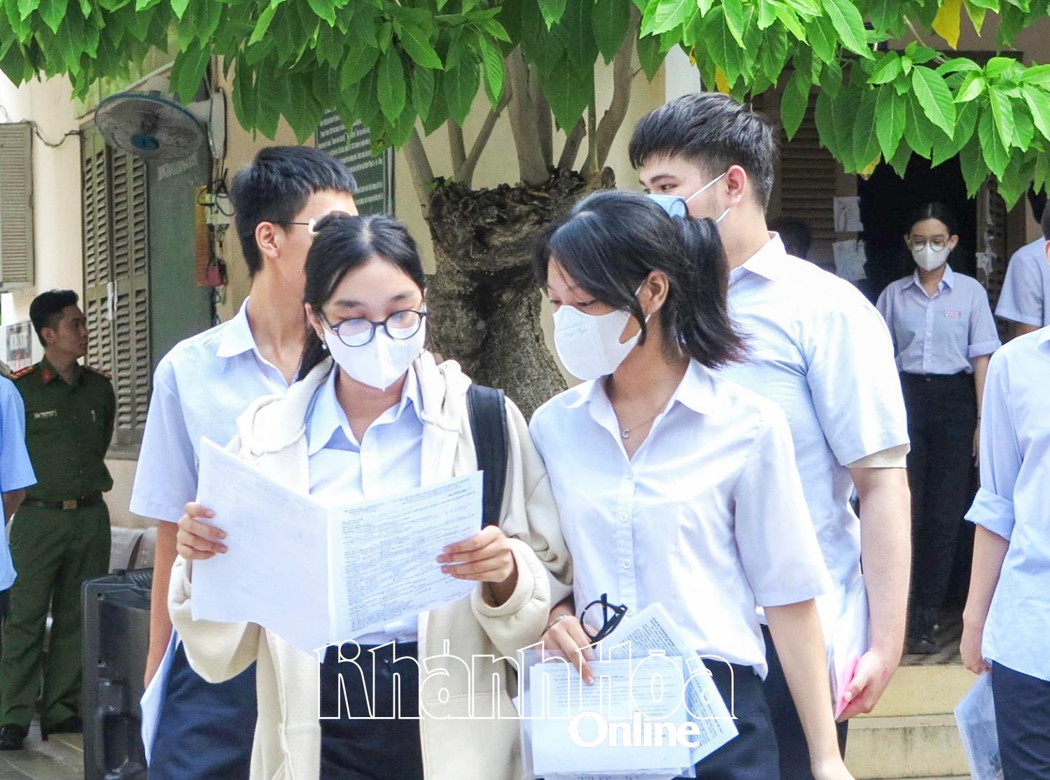 Chuẩn bị mọi mặt cho kỳ thi tốt nghiệp THPT 2025